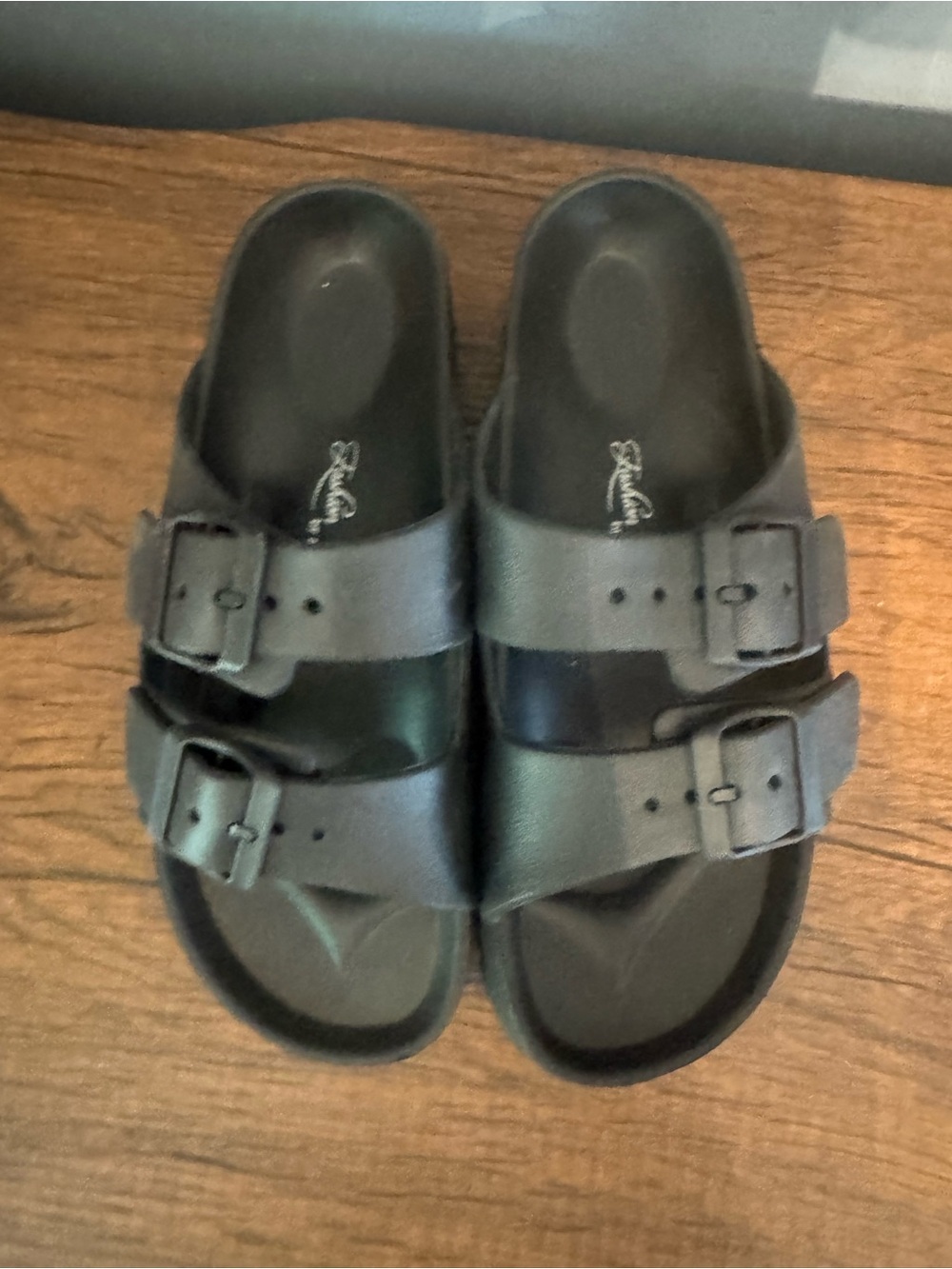 NEW Dual-Buckle Slide Sandals - Picture 4 of 4